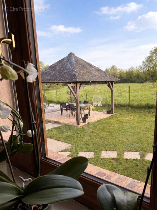 Maison à SAINT-MARTIN-DES-CHAMPS