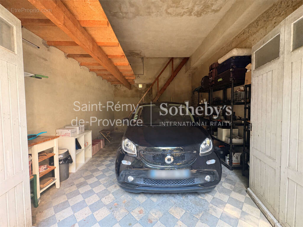 Appartement rénové avec terrasse et garage - photo 16