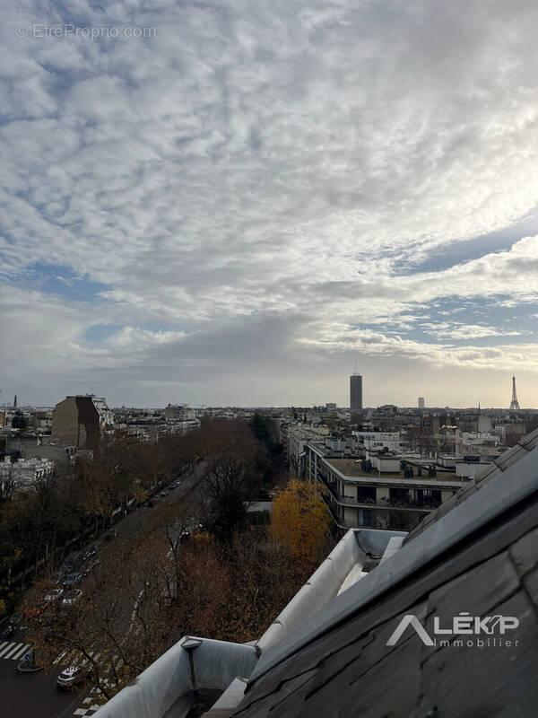 Appartement à NEUILLY-SUR-SEINE