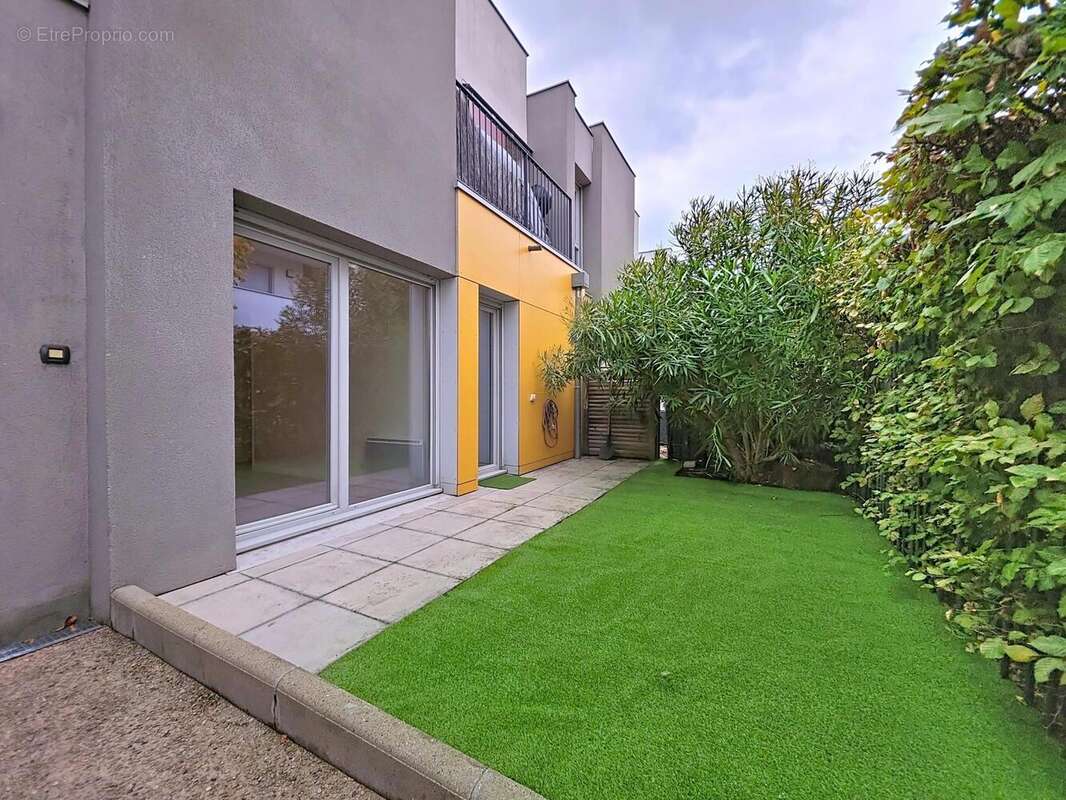 Photo 2 - Appartement à ROMAINVILLE