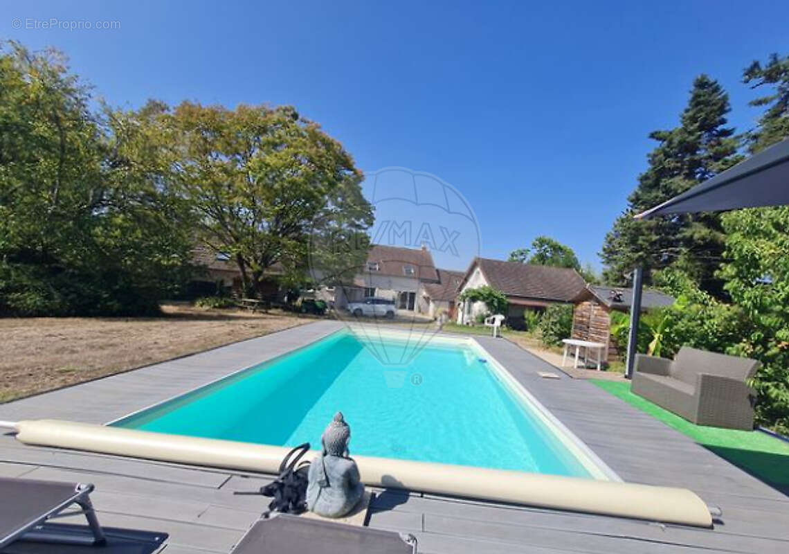 Maison à LA CHARITE-SUR-LOIRE
