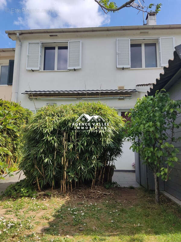 Maison à SAINT-GERMAIN-LES-CORBEIL