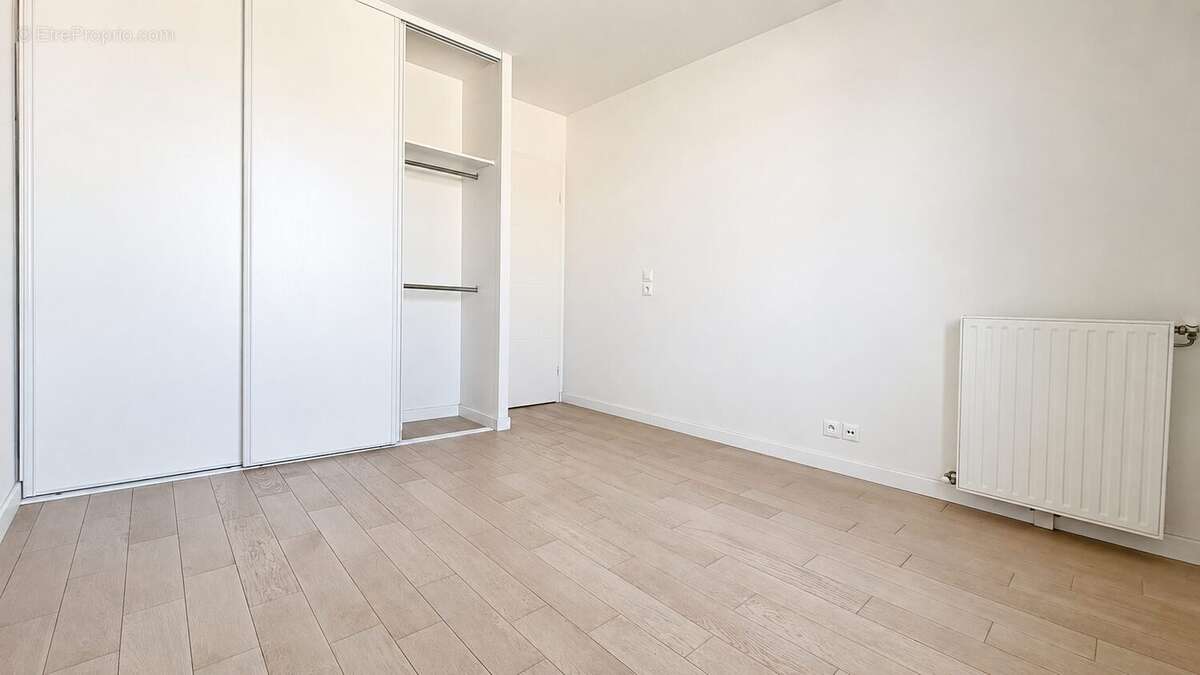 Appartement 65 m² à Maisons-Alfort  - photo 7