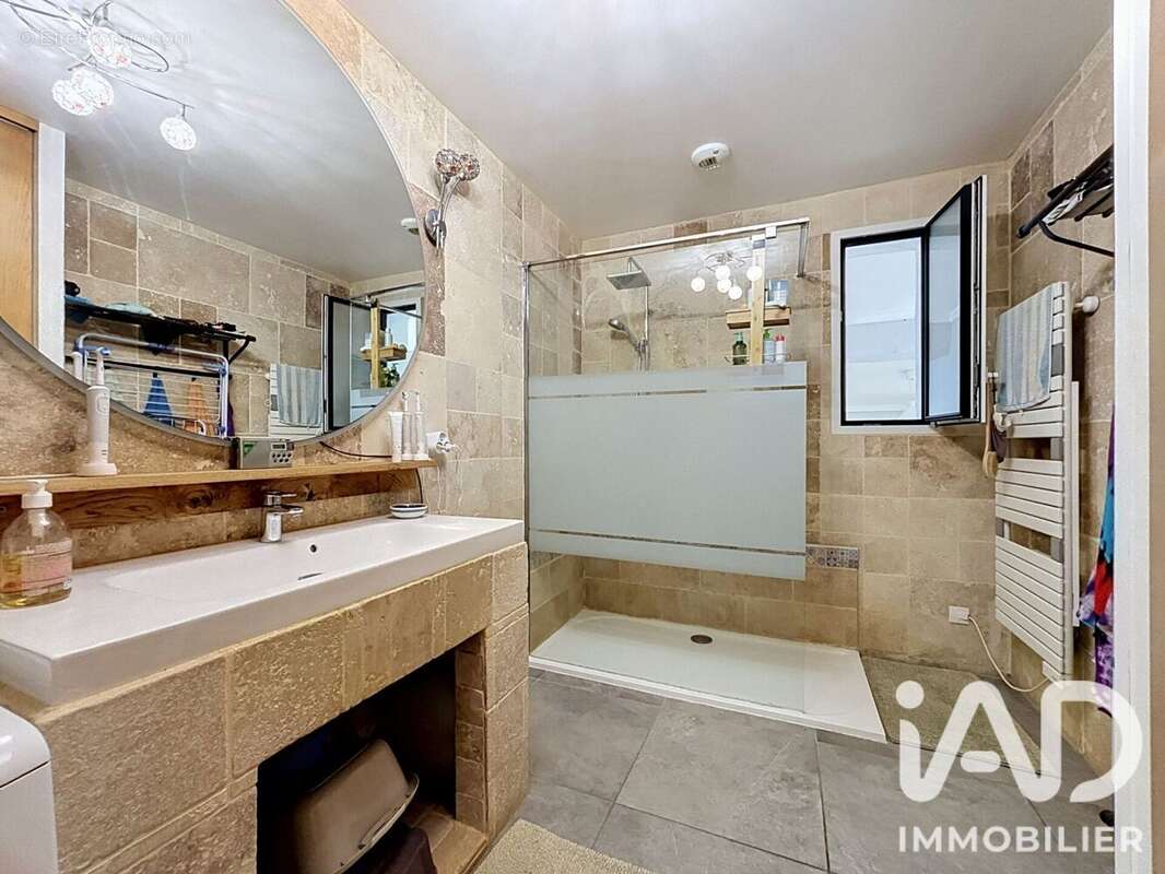Maison 120 m² à Port-De-Bouc  - photo 8