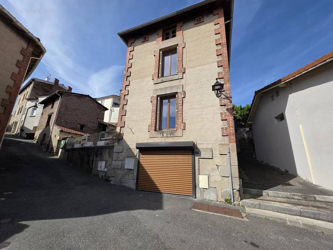 Maison à SAINT-ETIENNE