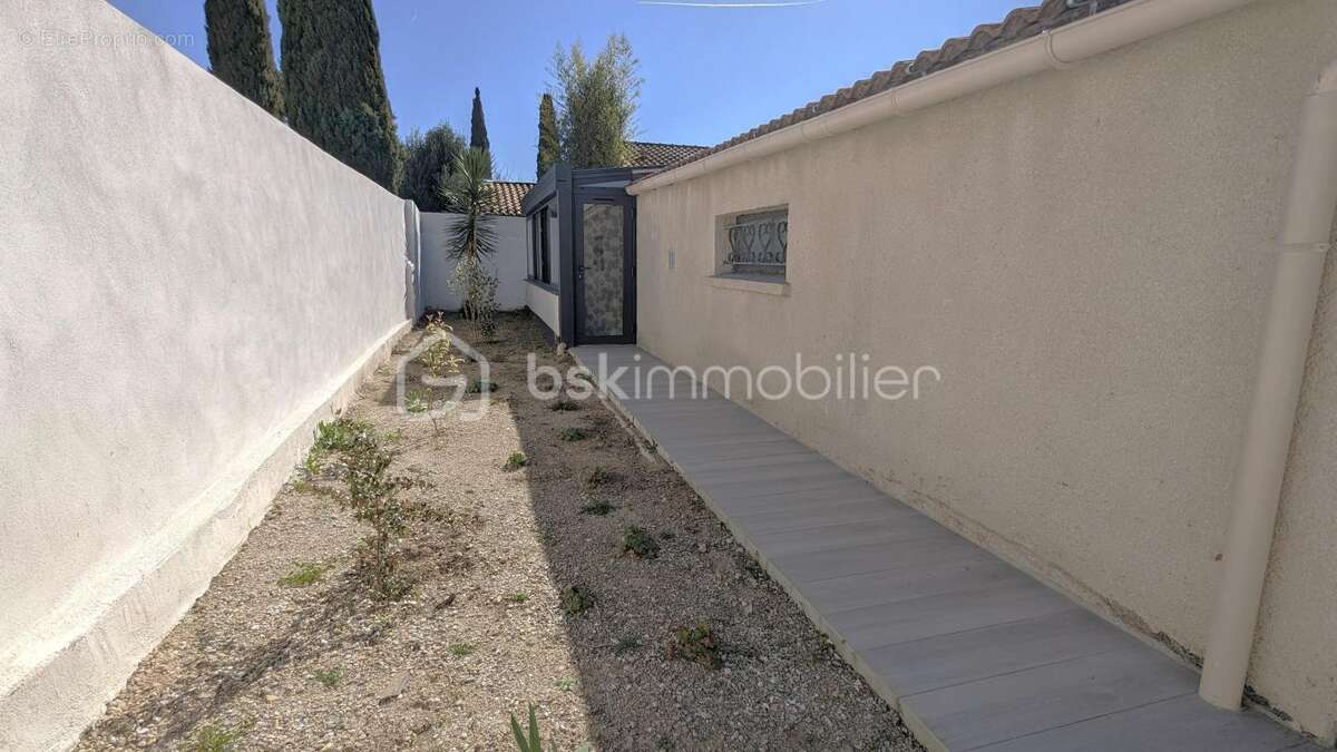 Maison à PRADES-LE-LEZ