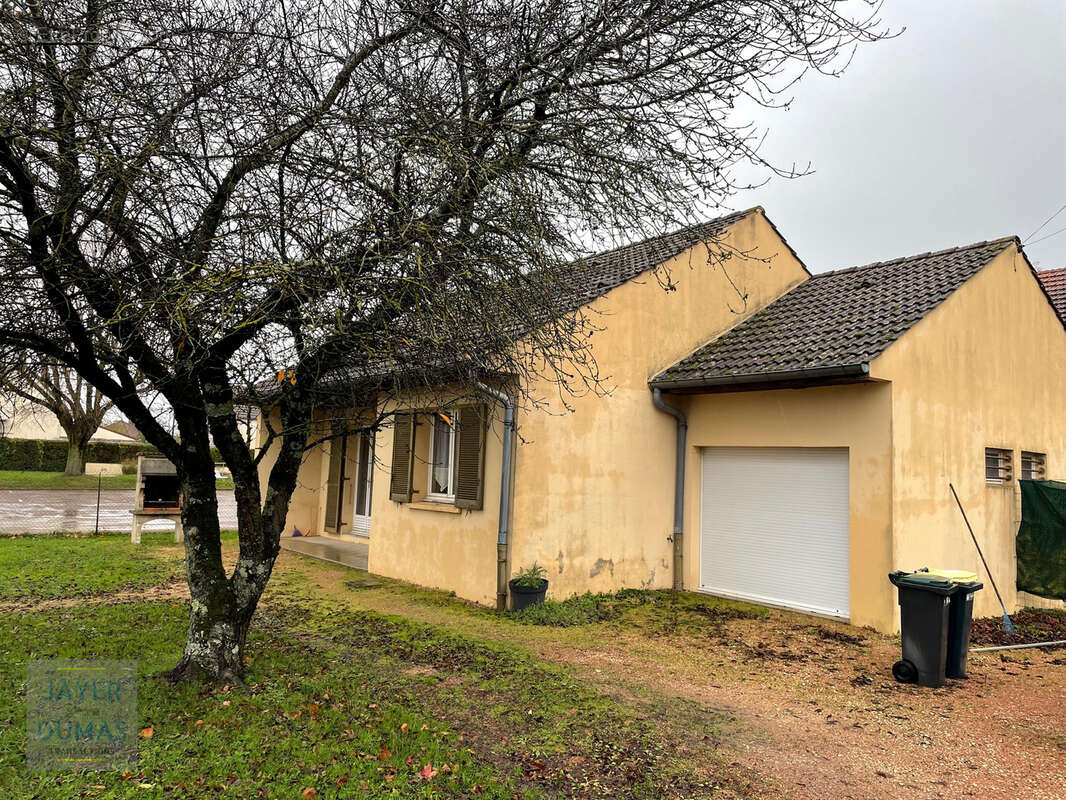 Maison à FRAGNES