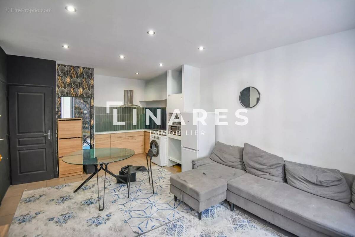 Appartement à MARSEILLE-1E