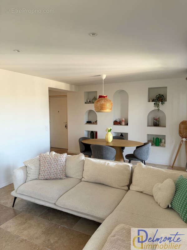 Toulon est - charmant faux t3 56m2 avec balcon et cave - photo 3