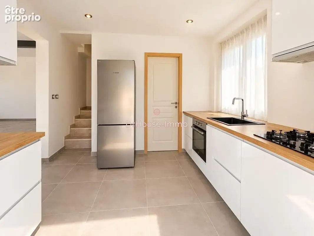 Maison 4 pièces 95 m² à vendre à Ambares-Et-Lagrave (33440) - photo 9