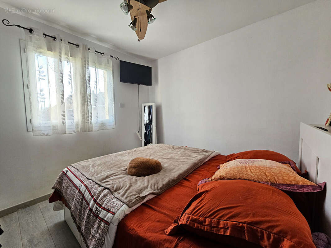 Maison à FRANQUEVILLE-SAINT-PIERRE