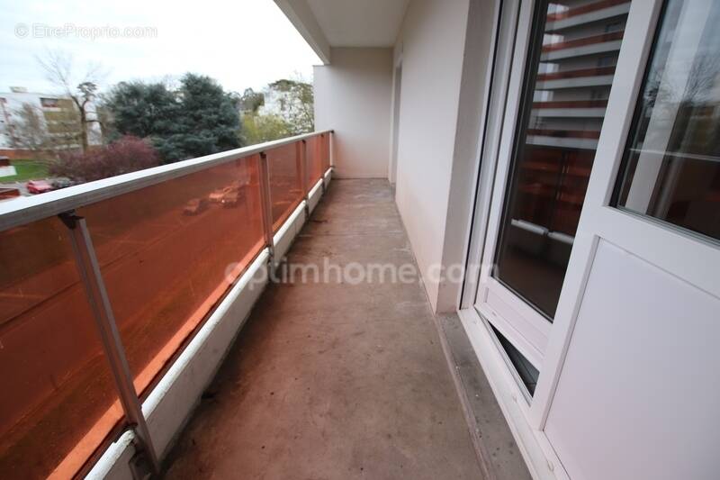 Appartement à SAINT-JEAN-DE-BRAYE