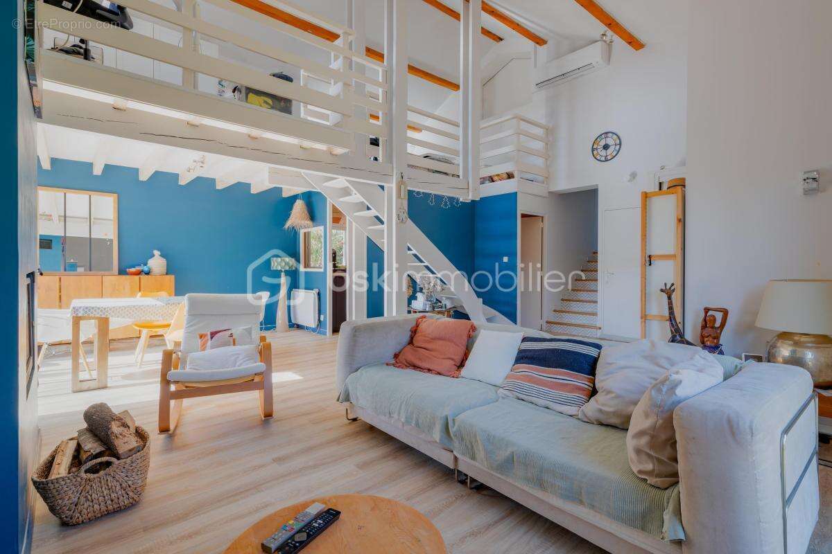 Maison à VAULX-EN-VELIN