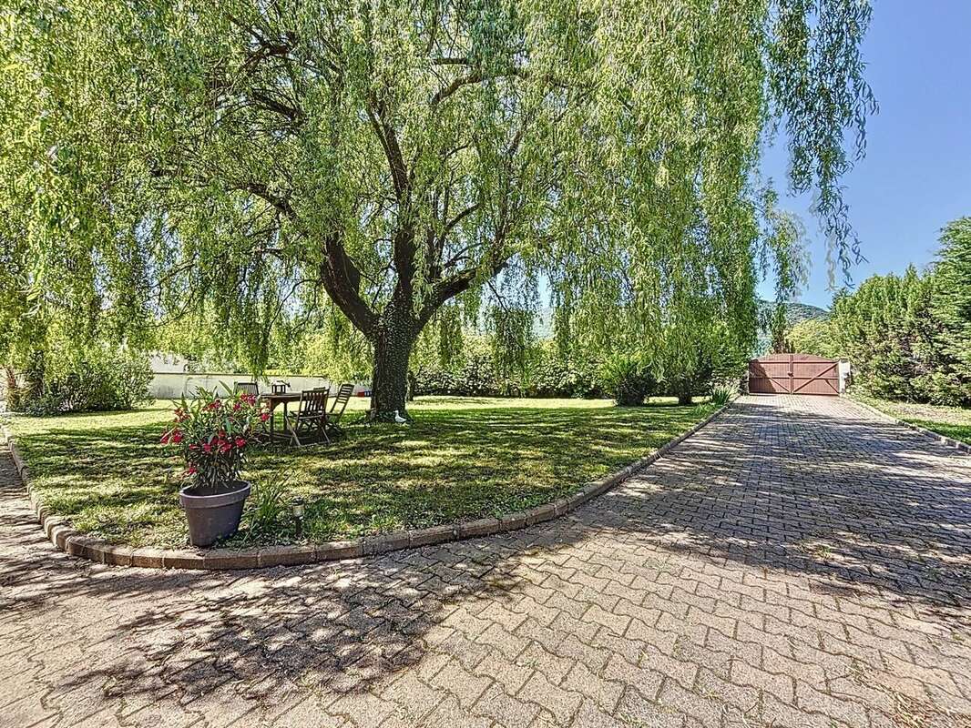 Maison à SAINT-JUST-DE-CLAIX