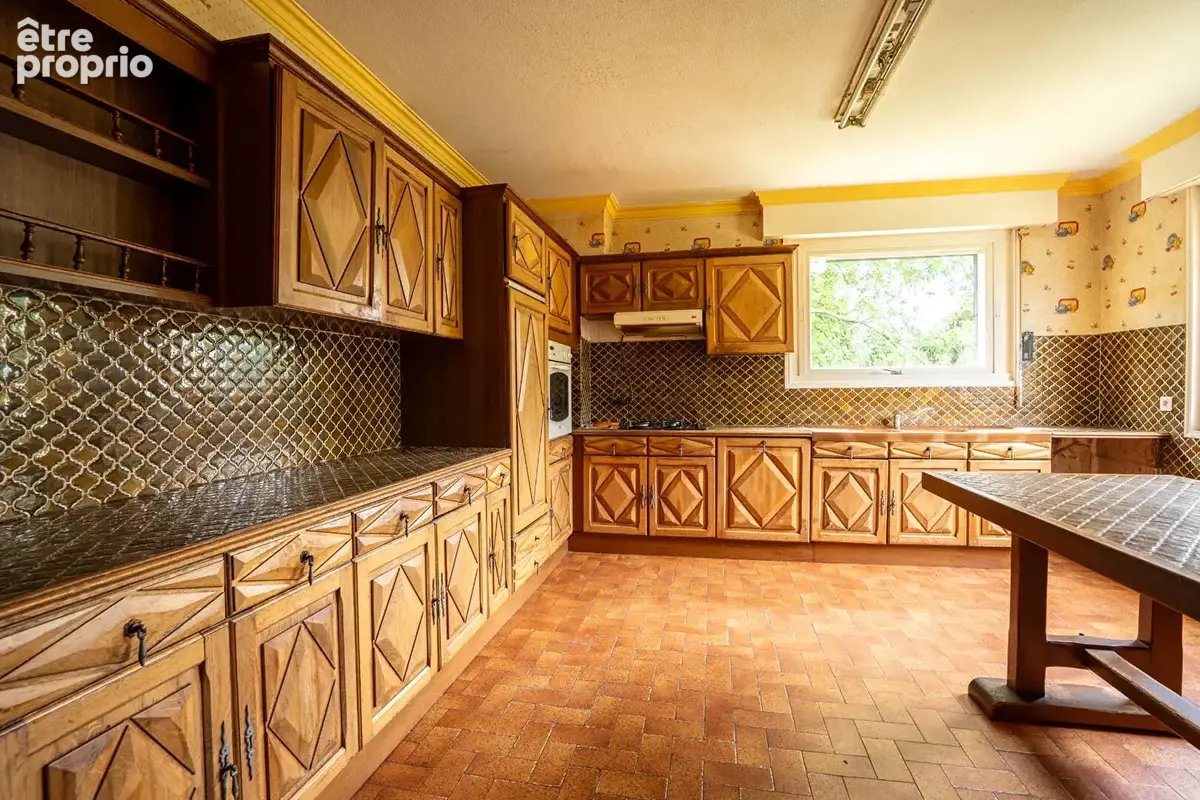 A vendre à Concarneau - Maison familiale à rénover sur terrain de 1475 m² - photo 6