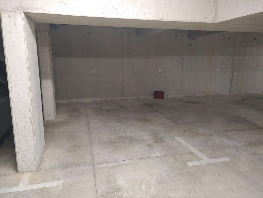 Appartement à LUC-LA-PRIMAUBE