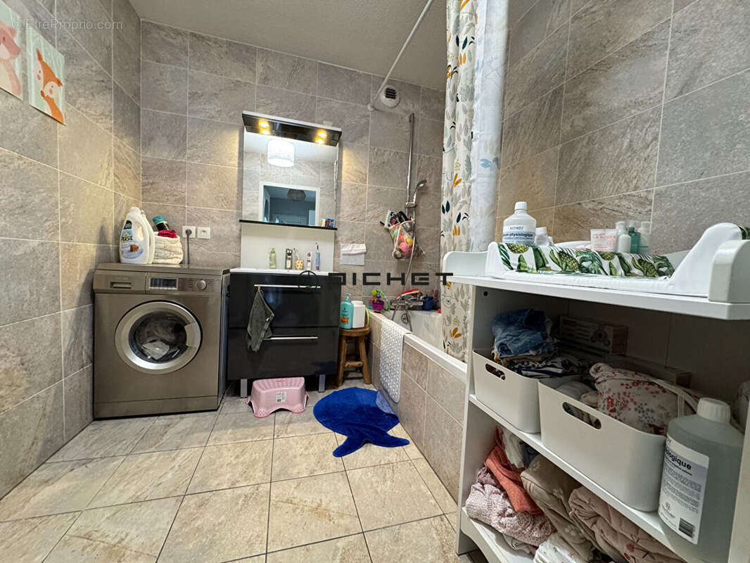Appartement à VILLENAVE-D'ORNON