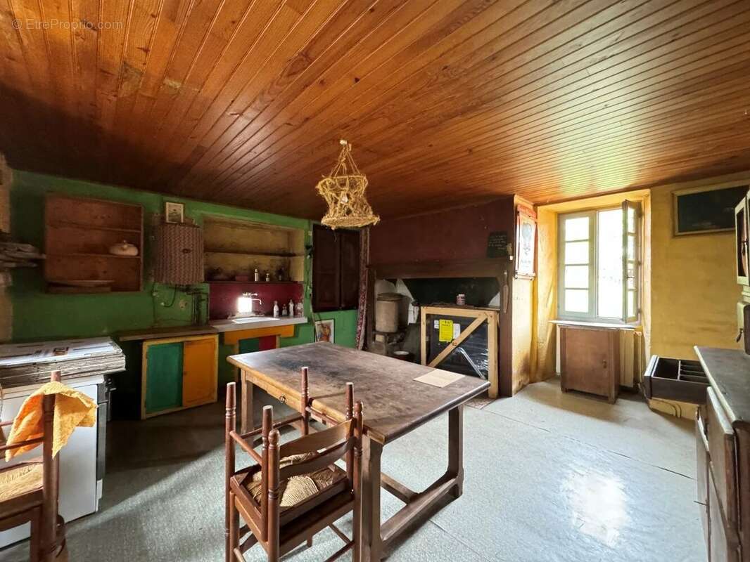 Maison à BAGAT-EN-QUERCY