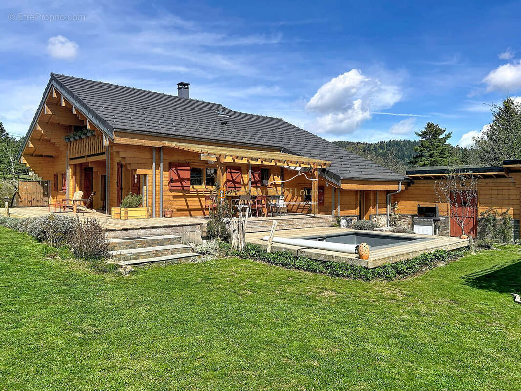 Maison à SAINT-SAUVEUR-CAMPRIEU