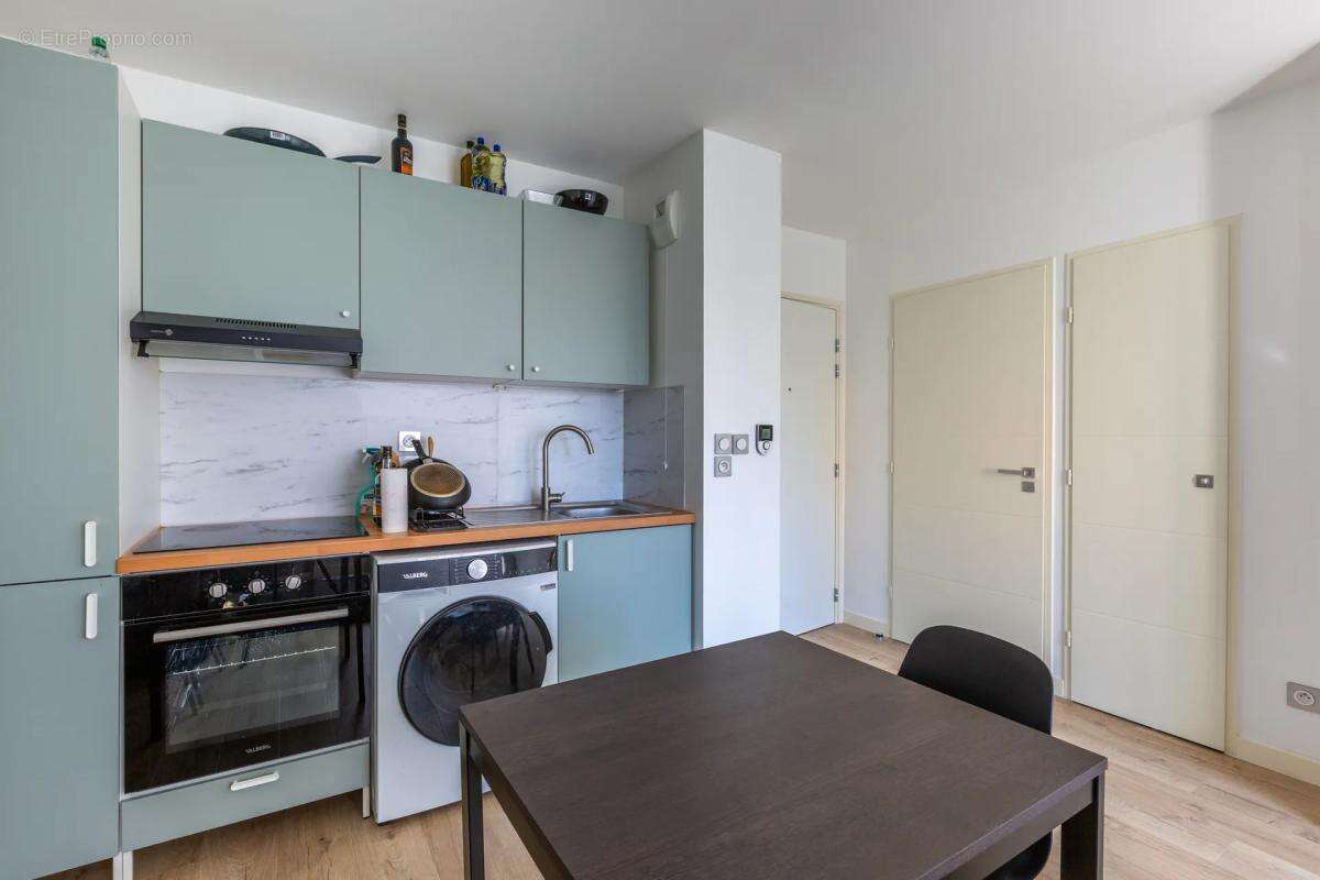 Appartement à LYON-8E