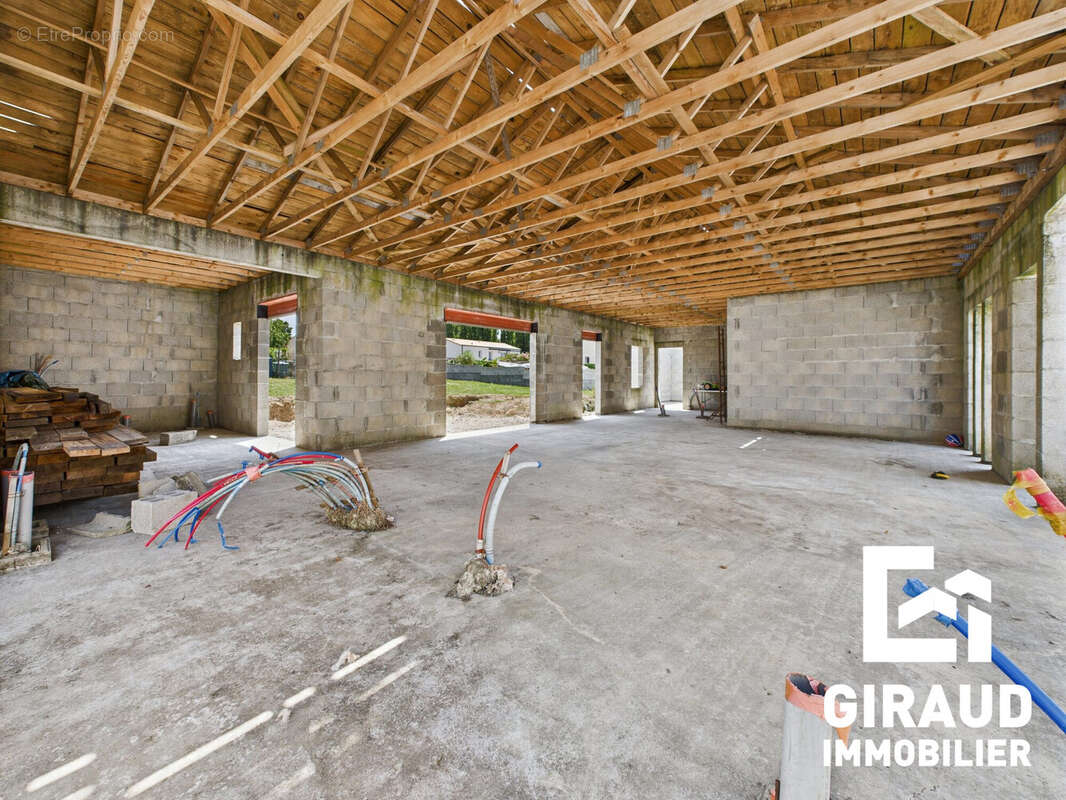 Maison à FONTENAY-LE-COMTE