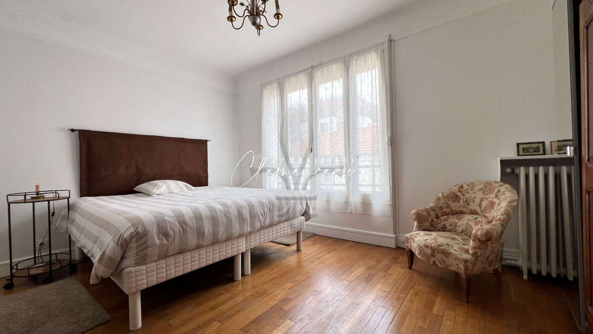 Appartement à NANTERRE