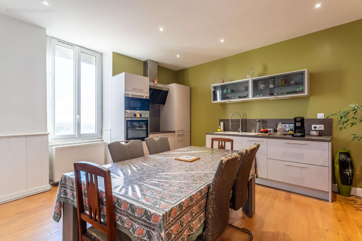 Maison à MONFLANQUIN