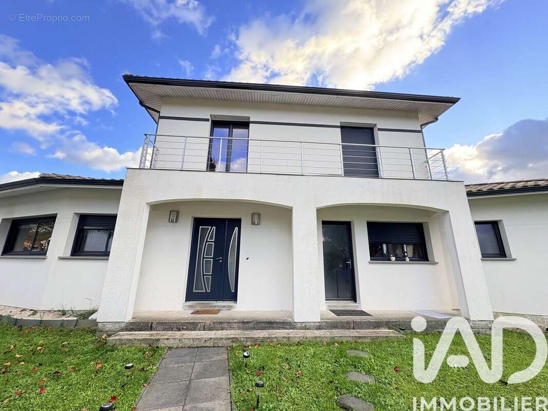 Photo 4 - Maison à BASSENS