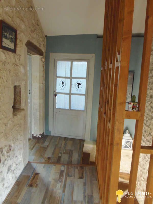 Maison à MORTAGNE-SUR-GIRONDE