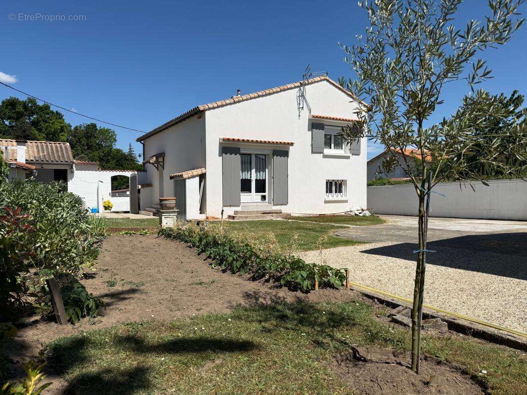 Maison à SAINT-PALAIS-SUR-MER