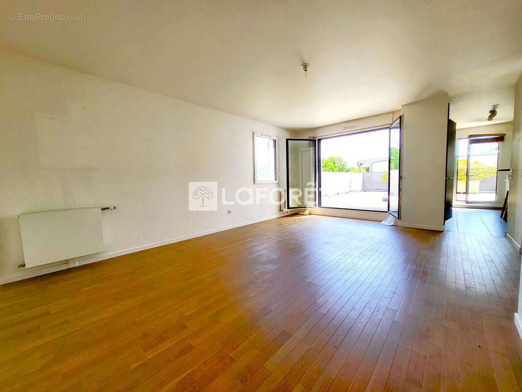 Appartement à LOUVECIENNES