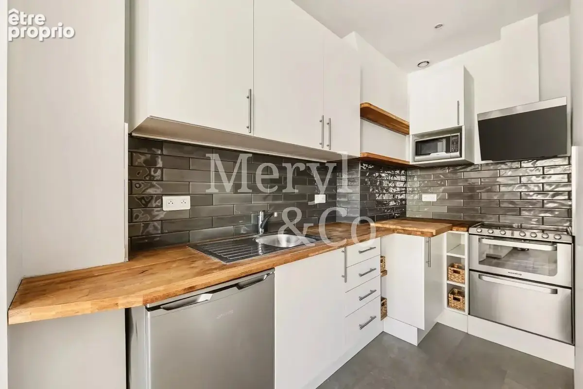Studio lumineux de 23,74 m² en parfait état et meublé - photo 5