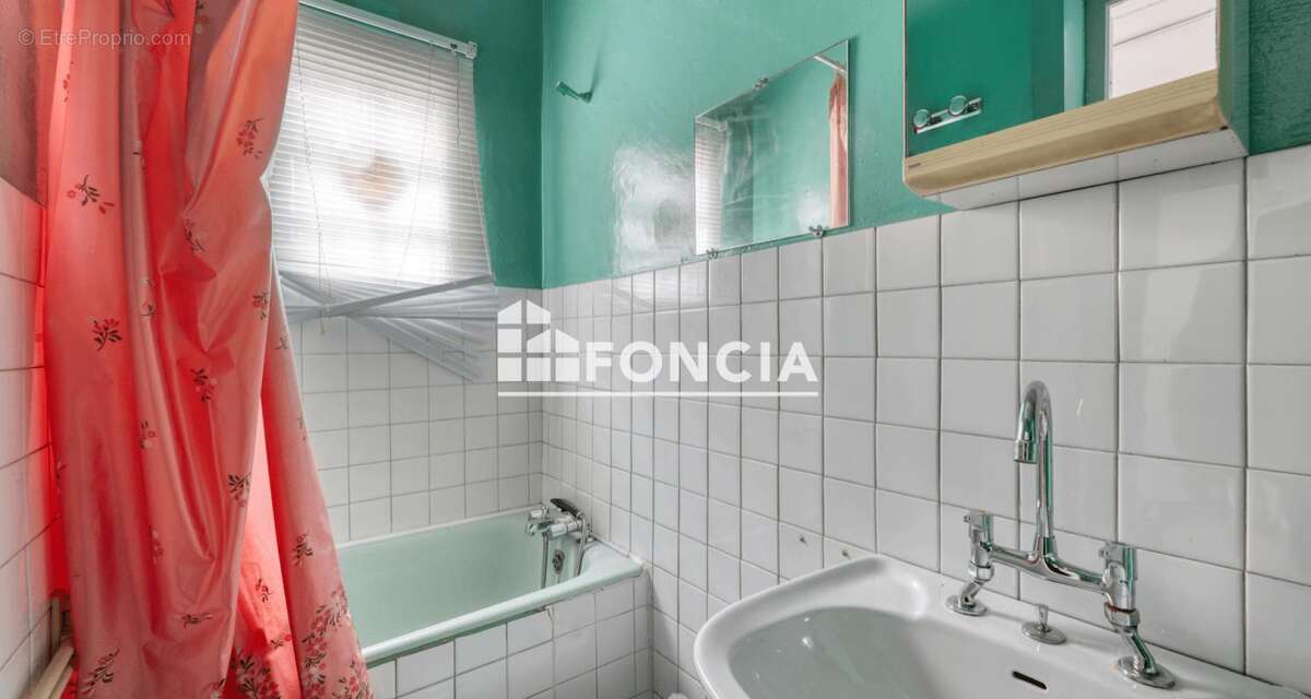 Maison à SAINT-ANDRE-DE-CUBZAC