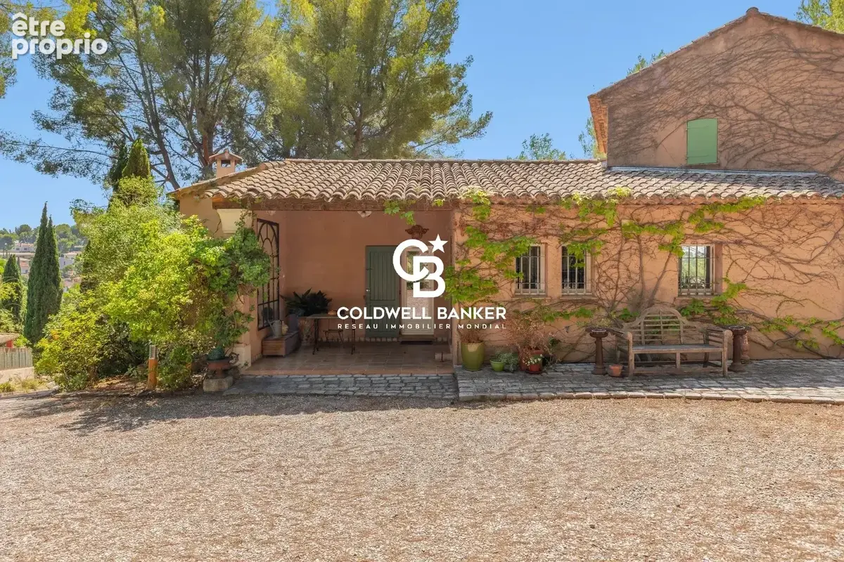 Villa provençale de charme avec vue mer – 83110  Sanary-sur-Mer - photo 6