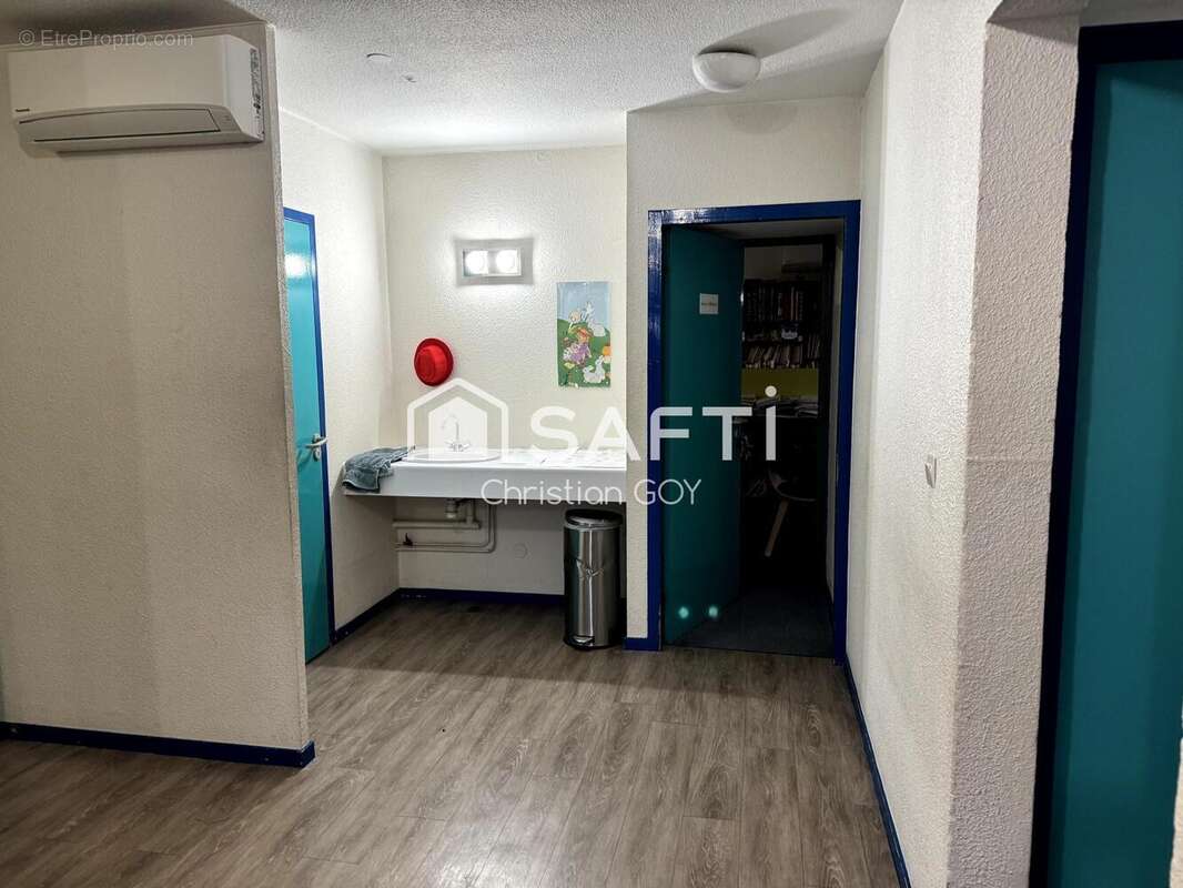 Photo 2 - Commerce à L&#039;ISLE-D&#039;ABEAU