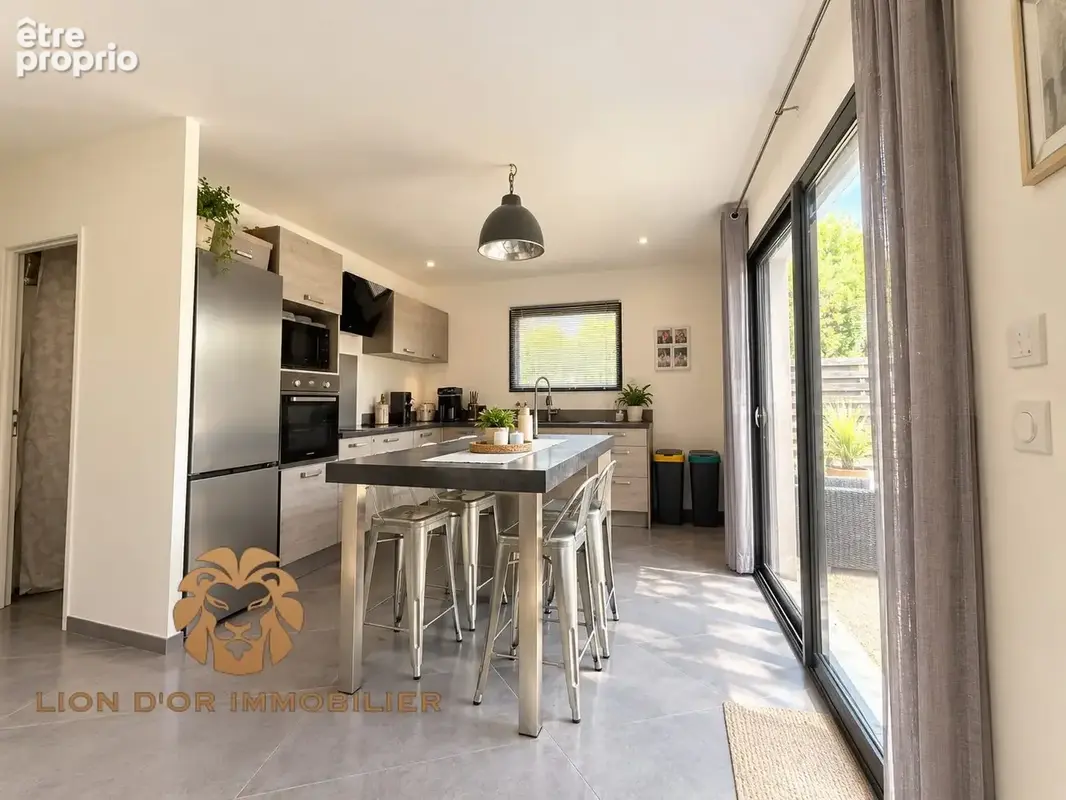 Maison 6 pièces 136 m² à vendre à Neuville-Sur-Saone (69250) - photo 6