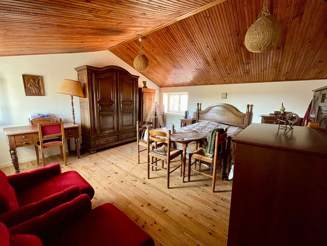 Maison à SAINT-MICHEL-EN-L'HERM