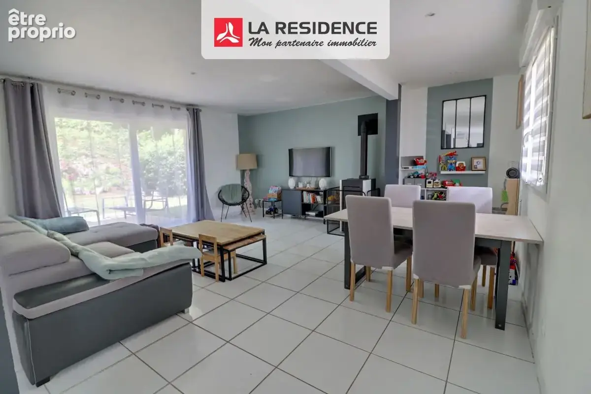 Maison 116 m² à Deville-Les-Rouen  - photo 2