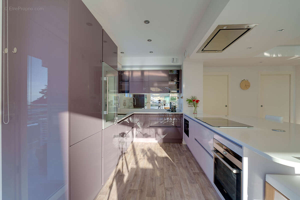 Appartement Evian Les Bains 3 pièces de 105,68m² proche centre-ville et embarcadère - photo 4