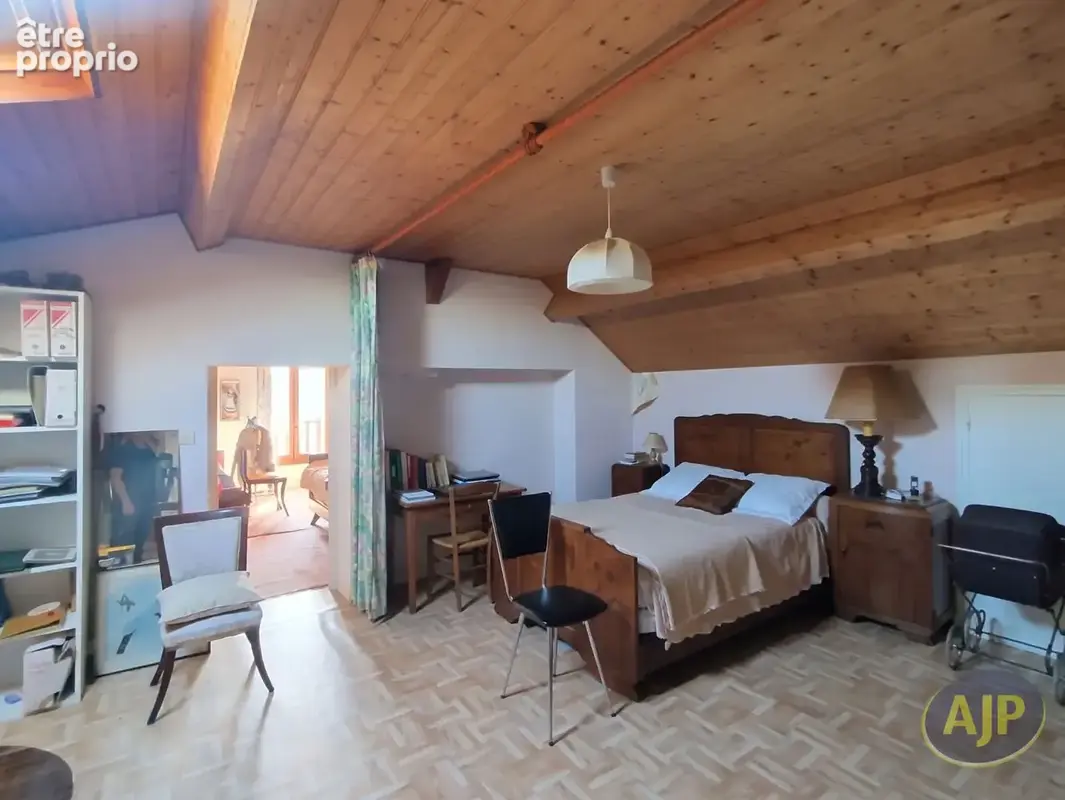 Maison Vieillevigne 8 pièces 141.89 m² - photo 11