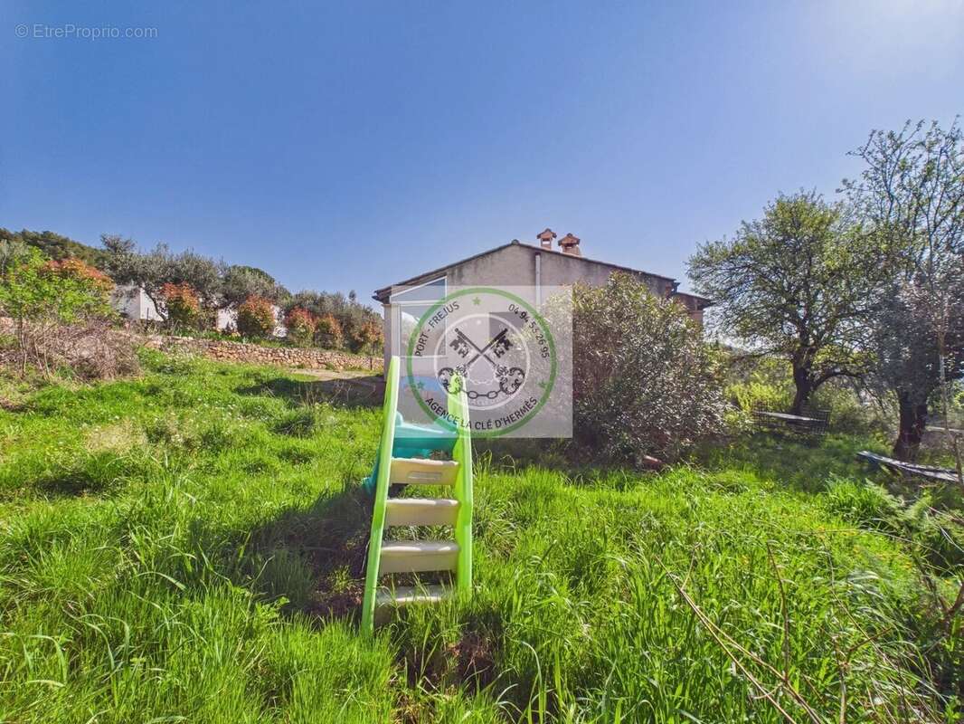 Maison à DRAGUIGNAN