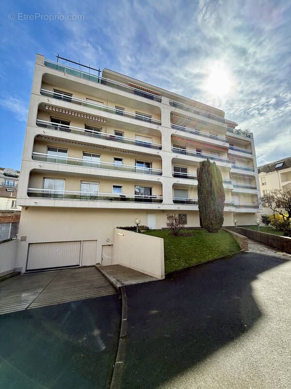Appartement à AULNAY-SOUS-BOIS