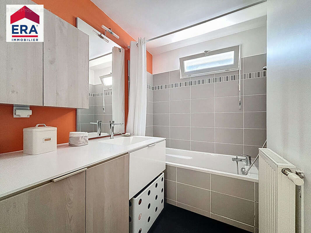 Appartement à IVRY-SUR-SEINE