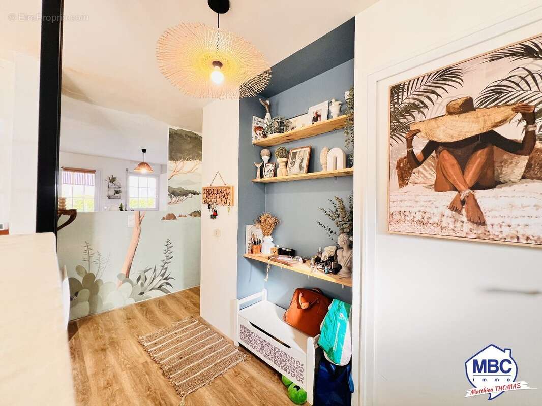 Maison à SAINT-PIERRE-MONTLIMART