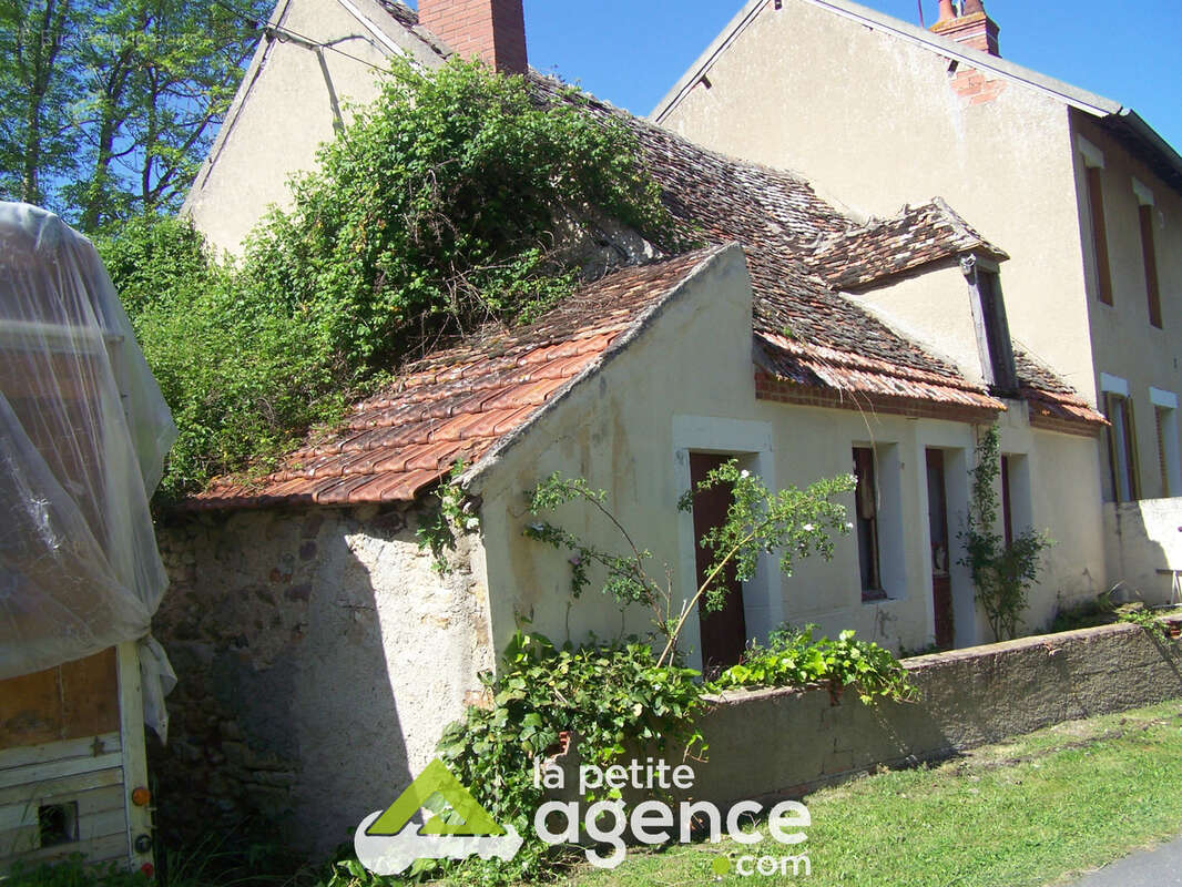 Maison à EPINEUIL-LE-FLEURIEL