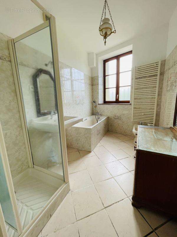 Appartement à CALUIRE-ET-CUIRE