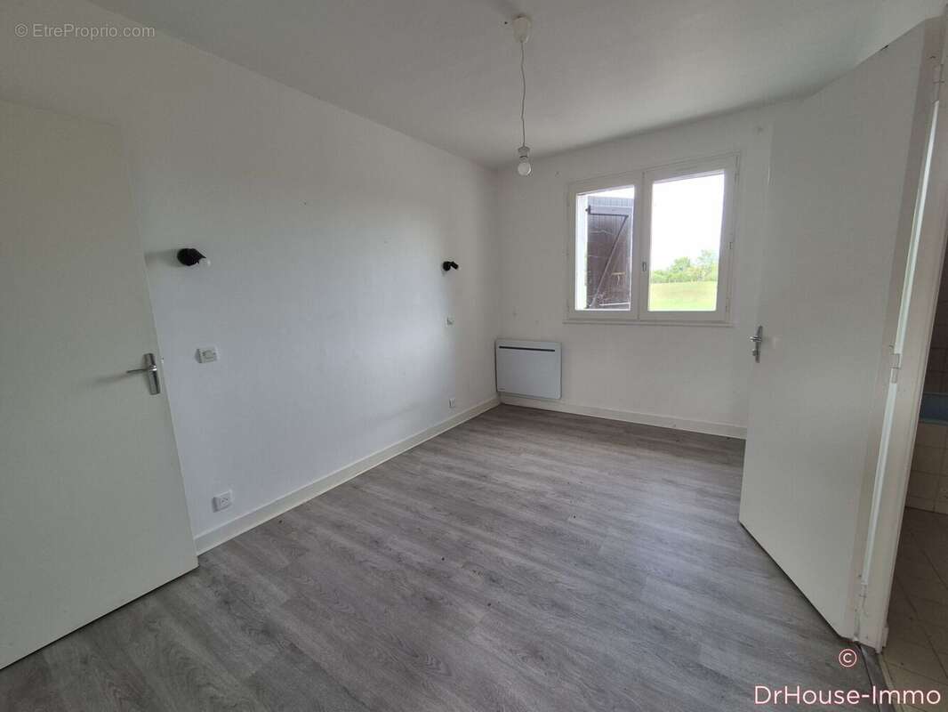 Appartement 79 m² à Veauche  - photo 13