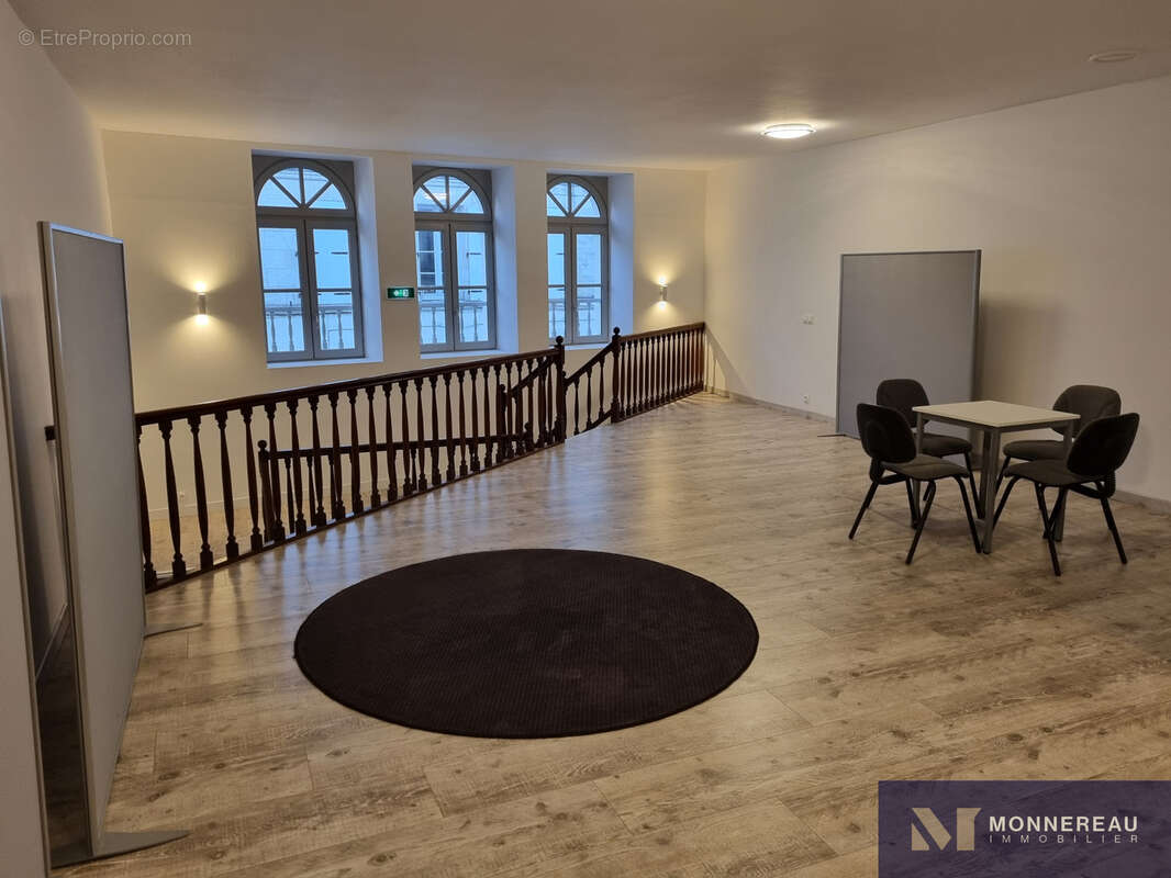 Appartement à BARBEZIEUX-SAINT-HILAIRE