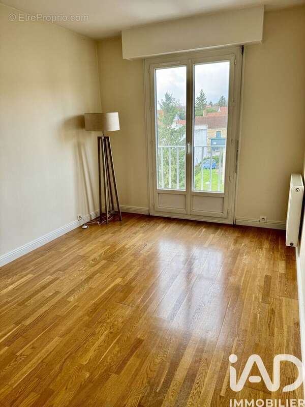 Photo 7 - Appartement à VILLIERS-SUR-ORGE