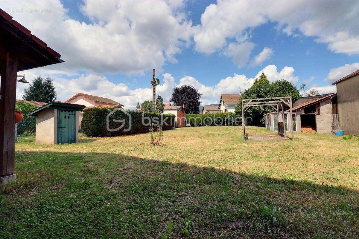 Maison 197m² Chabreloche 63250 - photo 21